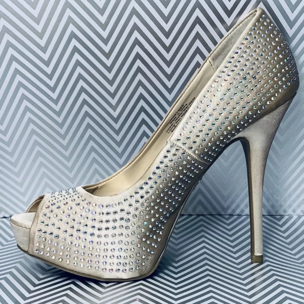 👠 JENNIFER LOPEZ BLING BLUSH HIGH HEEL PUMPS SIZE 7M